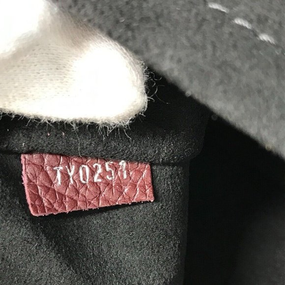 Auth LOUIS VUITTON M53217 Pochette-Jules GM Clutch bag - Picture 4 of 15